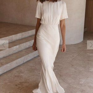 Dissh Campbell Oyster Midi Dress Size US 4 Brand New